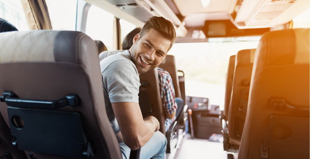 Luxe touringcar van Carolus Reizen